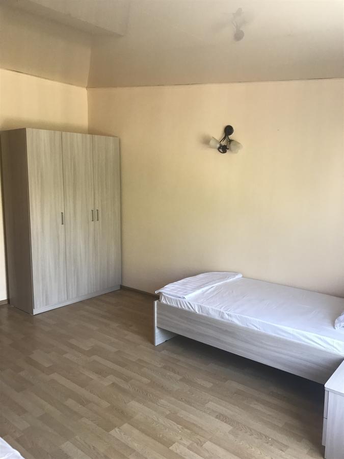 Гостиница Альянс Karaganda Bagian luar foto